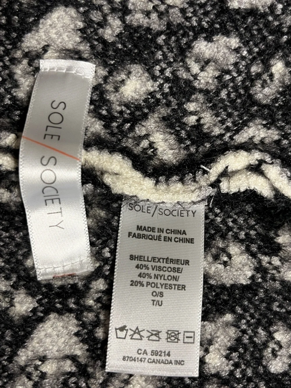 Women’s Leopard Print Pom-Free Beanie - Cream and Black